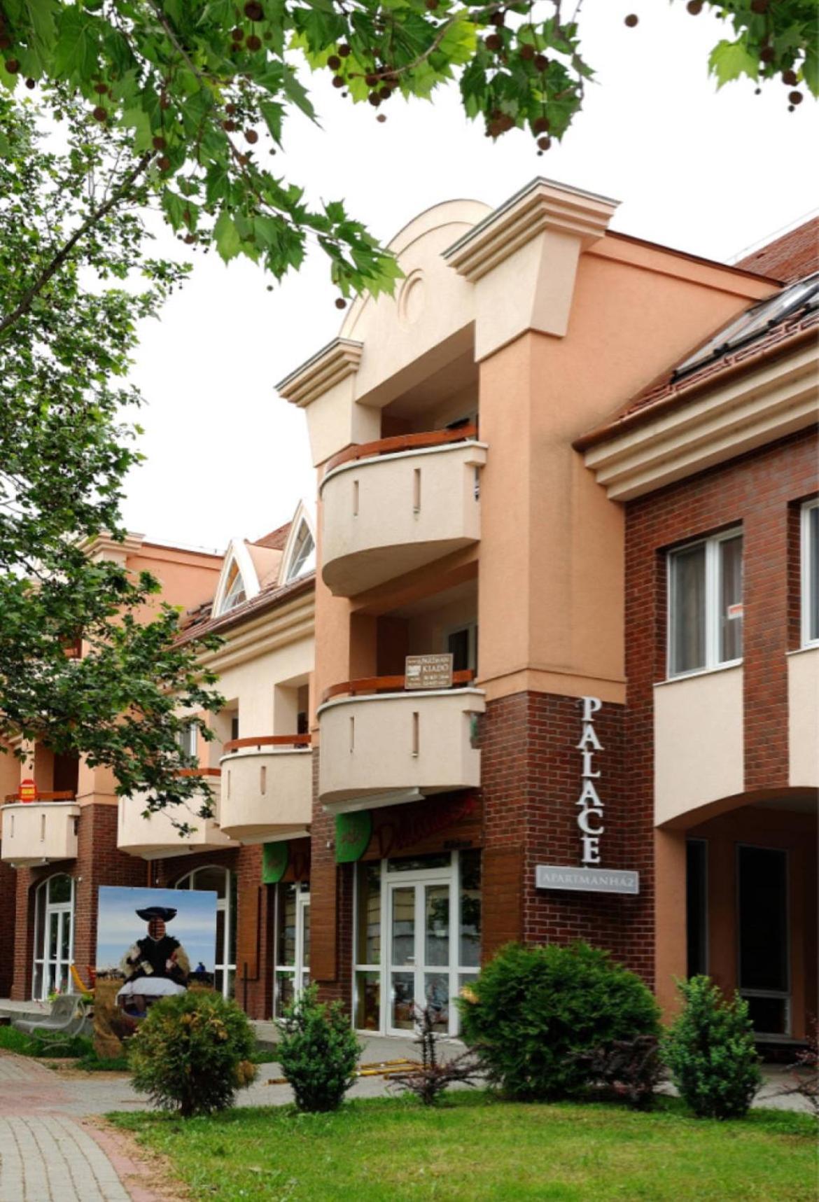 Grace Apartman Hajduszoboszlo Exterior photo