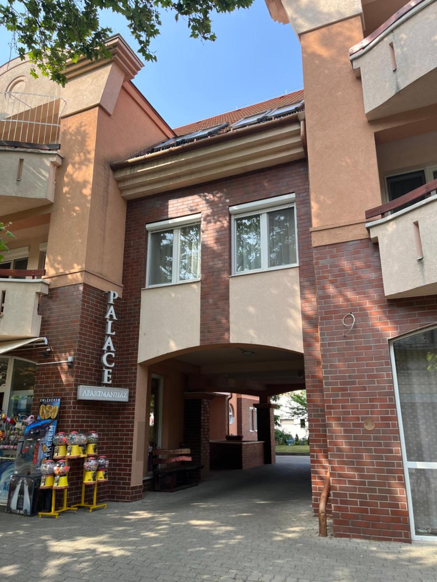 Grace Apartman Hajduszoboszlo Exterior photo